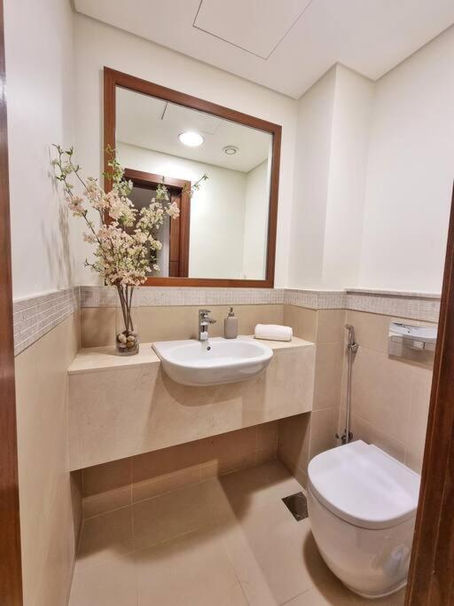 Spectacular Downtown Apartment T1-34 Дубай Екстериор снимка